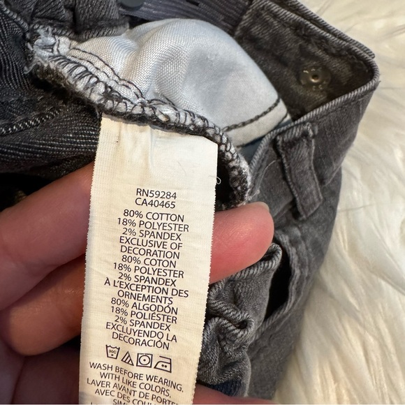 The Children’s Place Toddler Boy Dark Gray Denim Shorts Size 2T - Picture 4 of 4